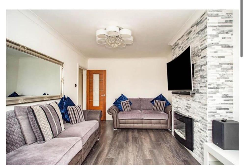 2 Bed - Walking Distance To Harry Potter Studio วัตฟอร์ด ภายนอก รูปภาพ
